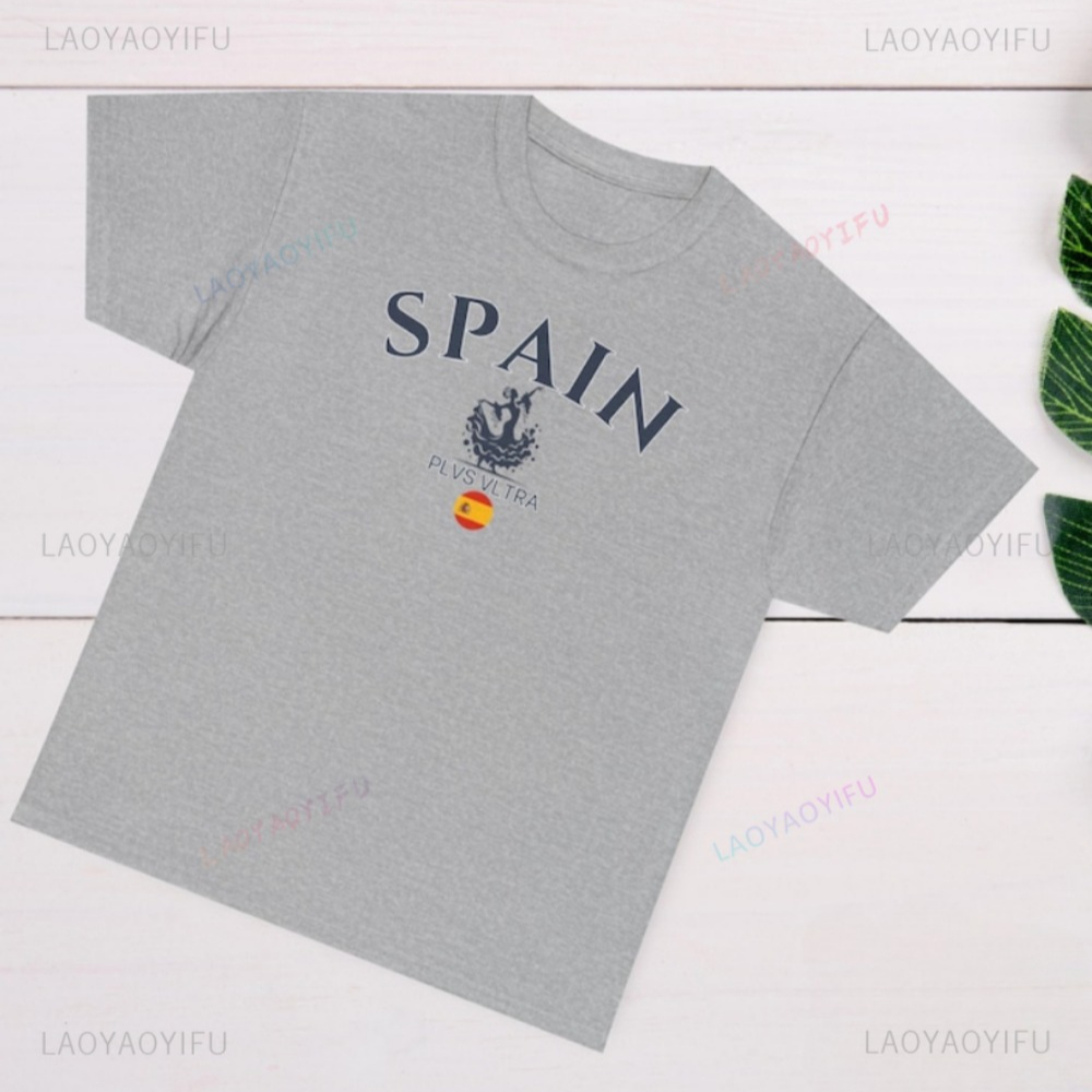 T-shirt con Stampa Grafica del - Street Fashion In Spain recensione e prezzo