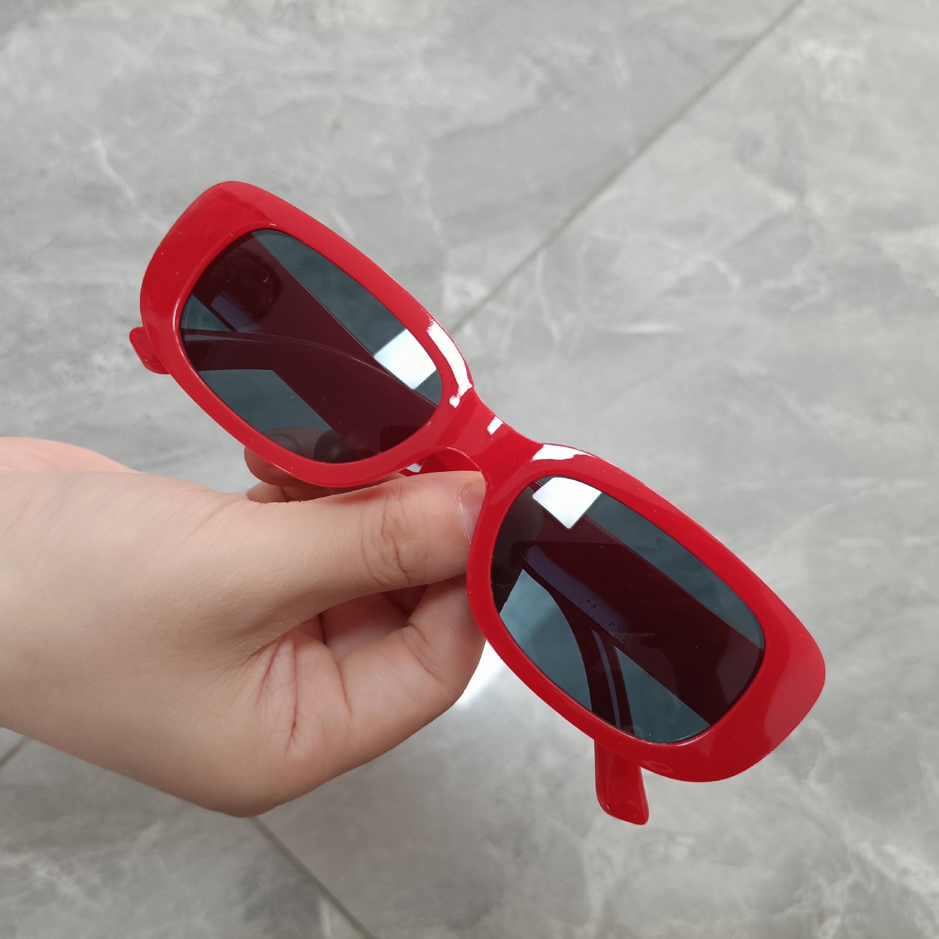 Nuovi occhiali da sole rettang - Street Fashion Photo recensione e prezzo