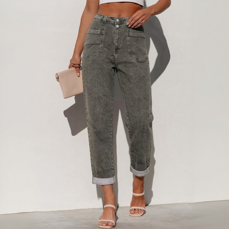 Jeans a Zampa Larghi da Donna  - Street Fashion Plus Size recensione e prezzo