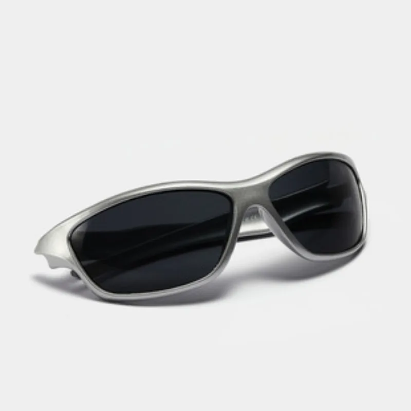Occhiali da sole stile sportiv - Street Fashion Photo recensione e prezzo